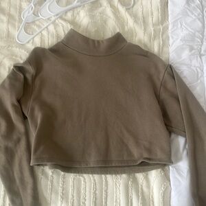 Express cropped crew neck
